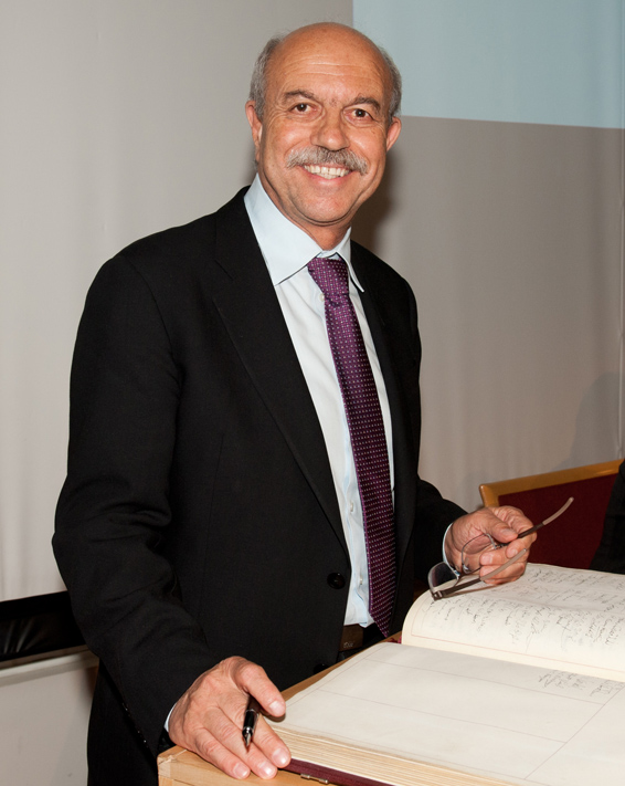 K.C. Nicolaou
